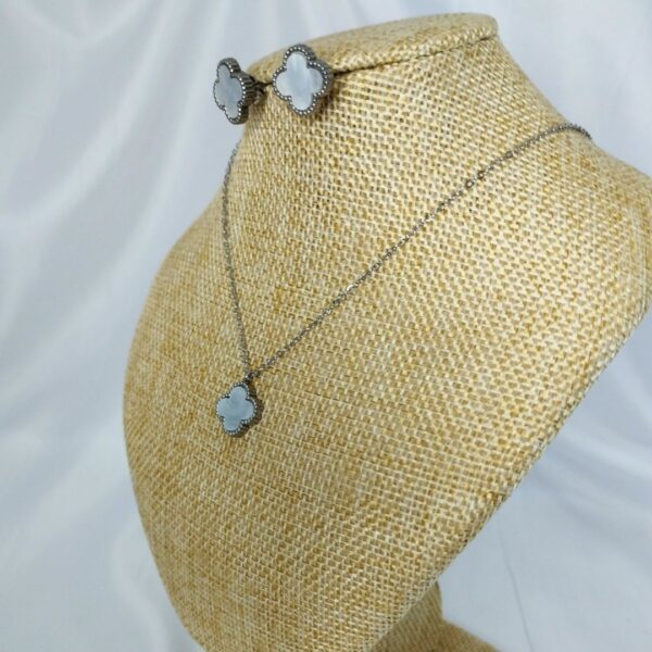Conjunto de Aço Trevo Branco - Imagem 5